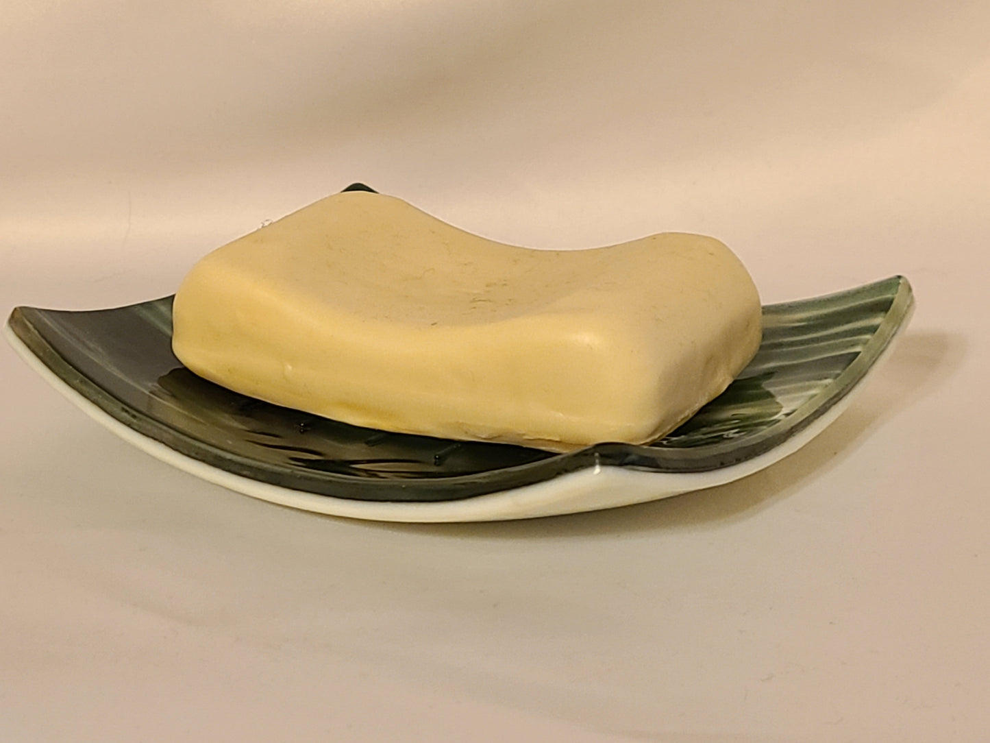 Soap Dish - green and ivory